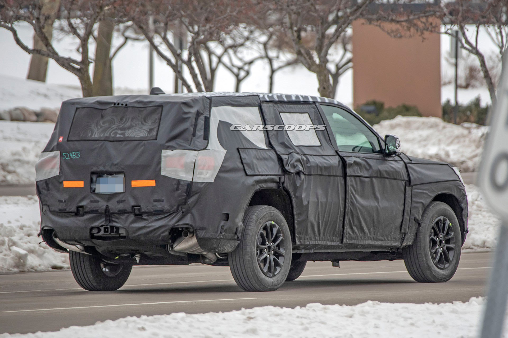 Jeep’s New Three-Row Crossover Looks Like A Grand Cherokee XL