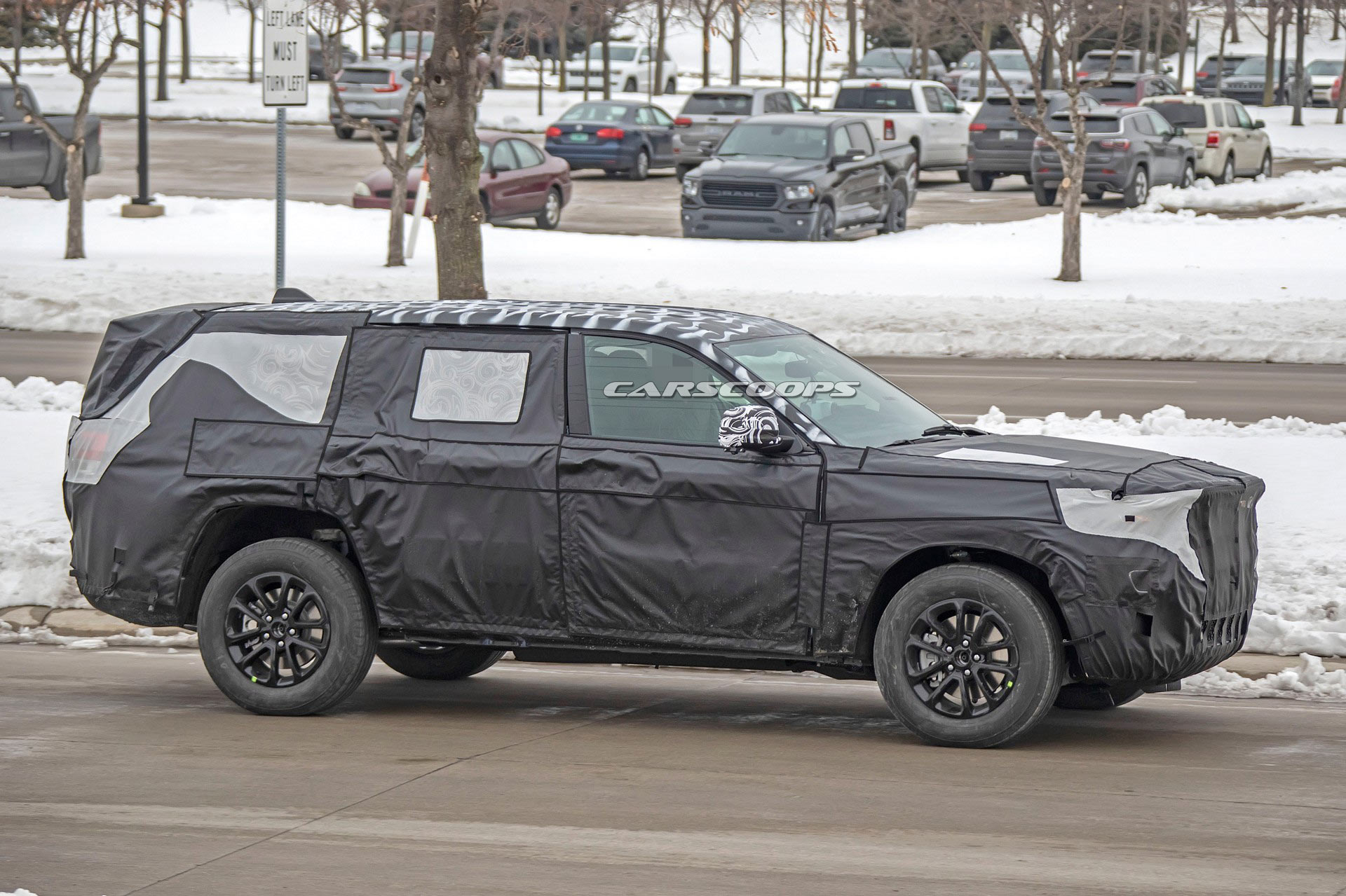 Jeep’s New Three-Row Crossover Looks Like A Grand Cherokee XL