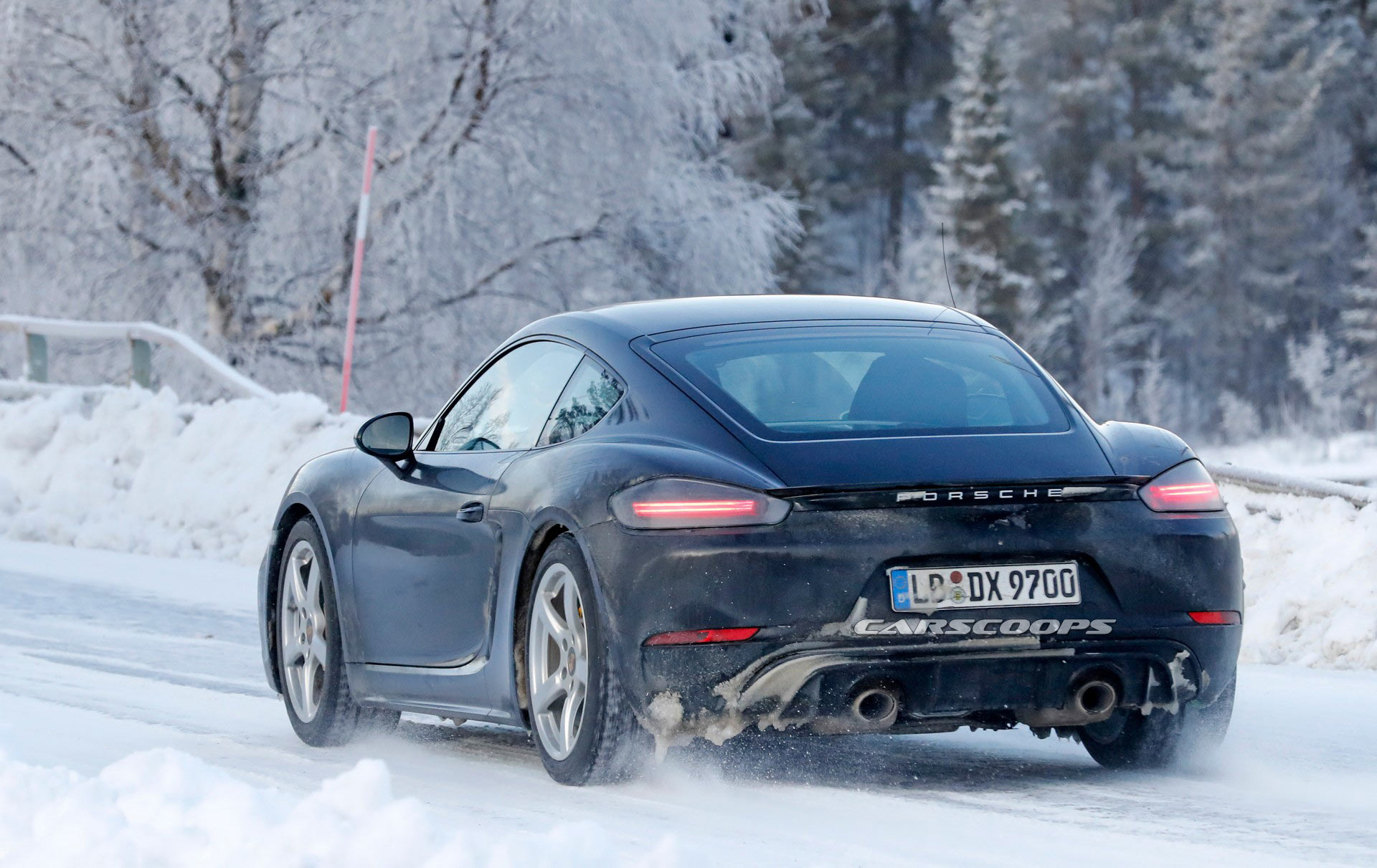 Porsche 718 Cayman Gts Spotted With Possible Six Cylinder Engine Carscoops
