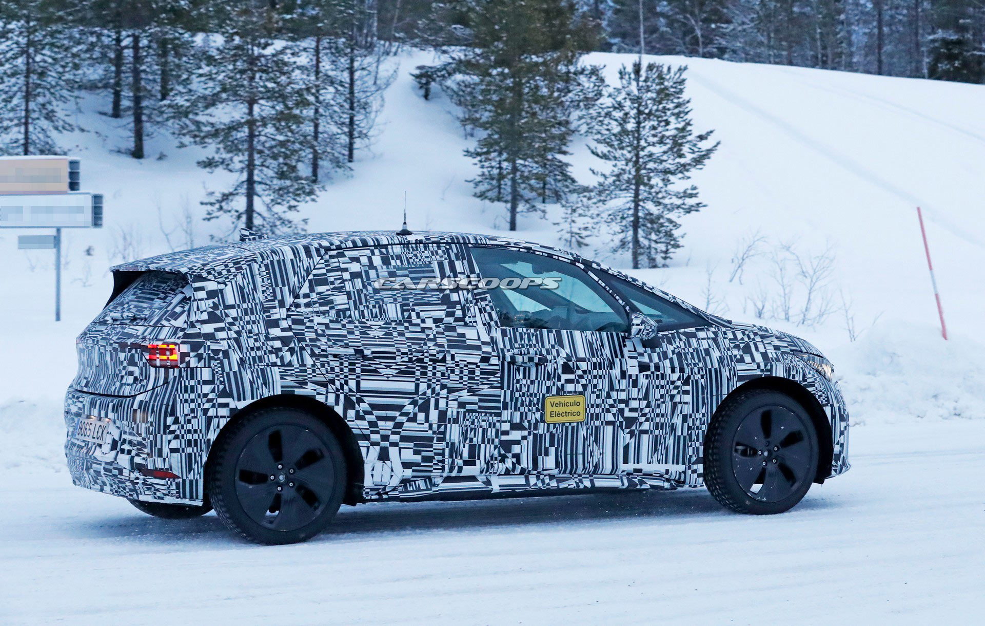 2021 SEAT El-Born Is A Volkswagen ID.3 With Spanish Flair