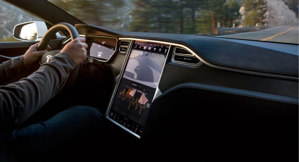 Feds Open Investigation On Tesla Model S Touchscreen Failures