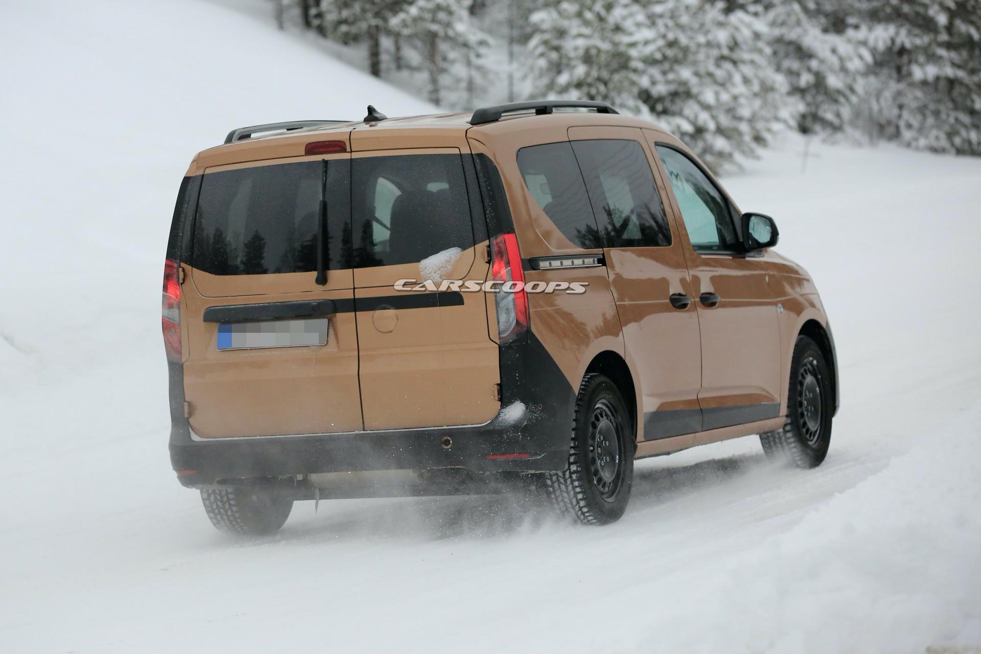 2021 VW Caddy Sheds Camouflage, Doesn’t Reveal All Of Its Secrets Just Yet
