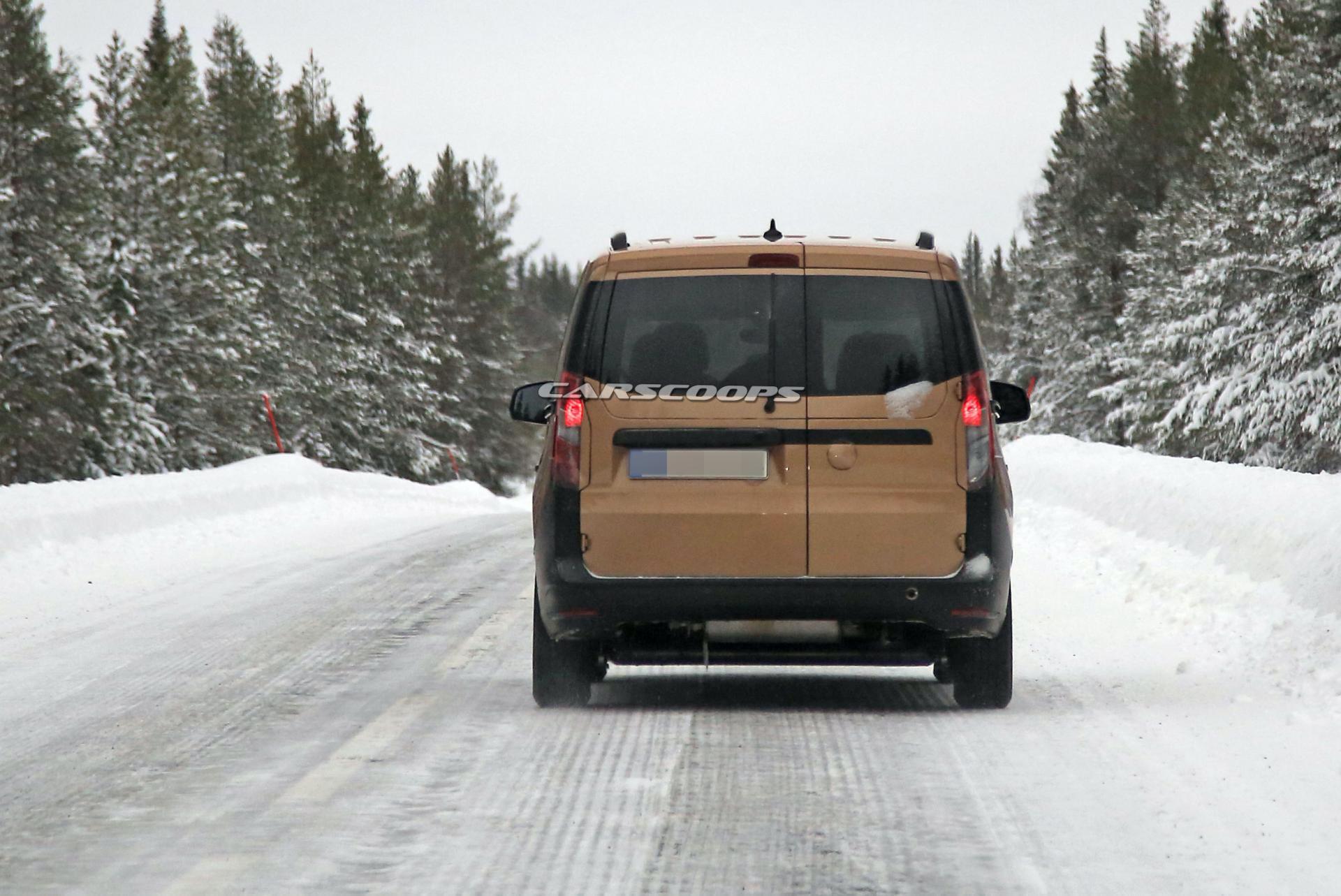 2021 VW Caddy Sheds Camouflage, Doesn’t Reveal All Of Its Secrets Just Yet