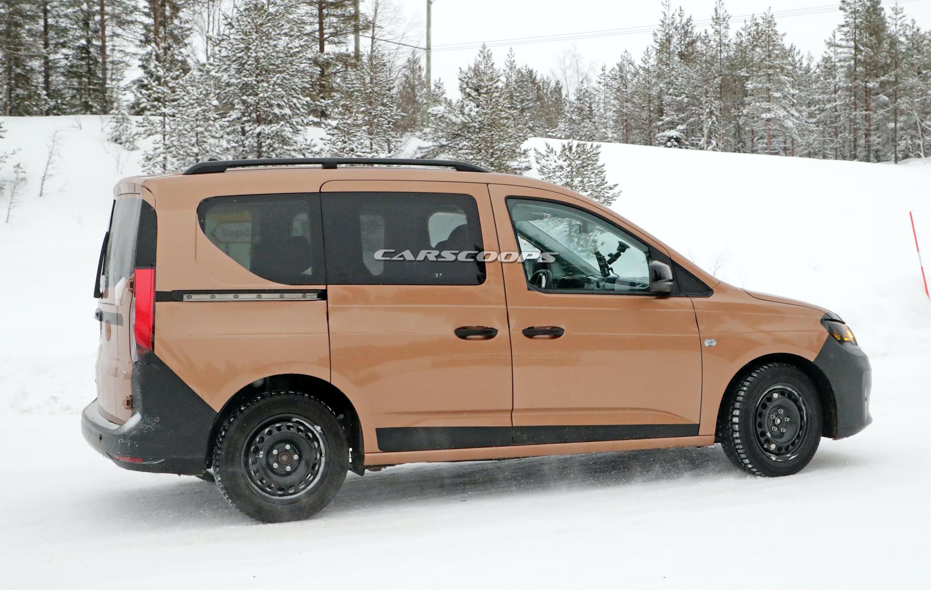 2021 VW Caddy Sheds Camouflage, Doesn’t Reveal All Of Its Secrets Just Yet