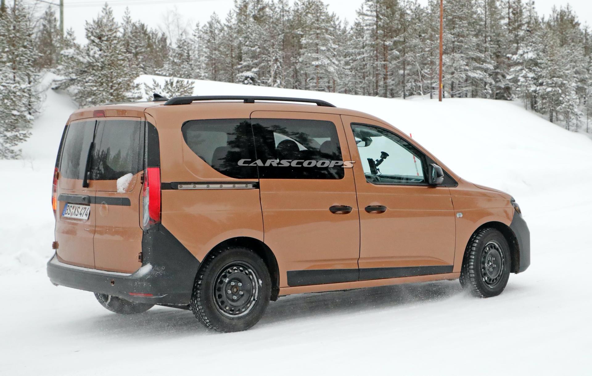 2021 VW Caddy Sheds Camouflage, Doesn’t Reveal All Of Its Secrets Just Yet