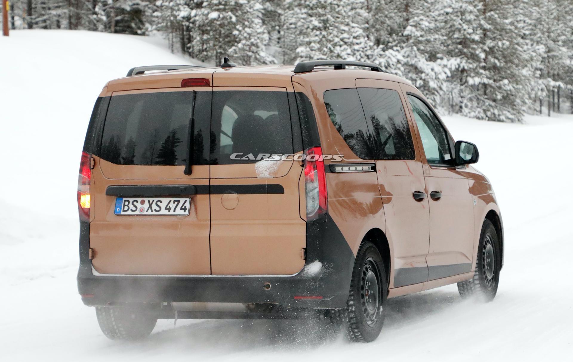 2021 VW Caddy Sheds Camouflage, Doesn’t Reveal All Of Its Secrets Just Yet