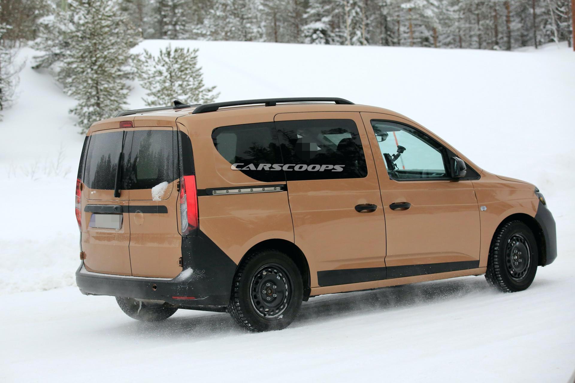 2021 VW Caddy Sheds Camouflage, Doesn’t Reveal All Of Its Secrets Just Yet