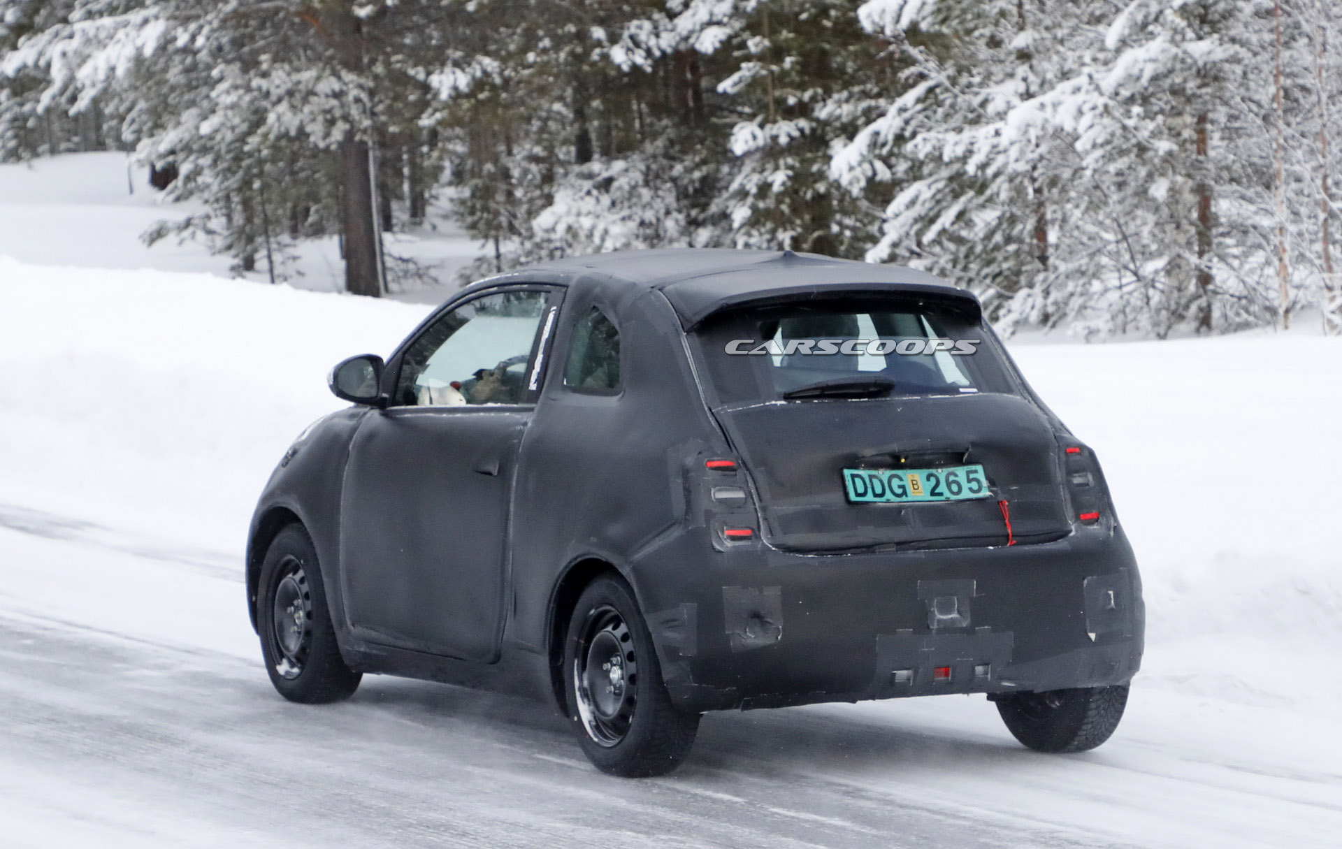 New 2021 Fiat 500e Electric City Car Spied Wearing Production Body