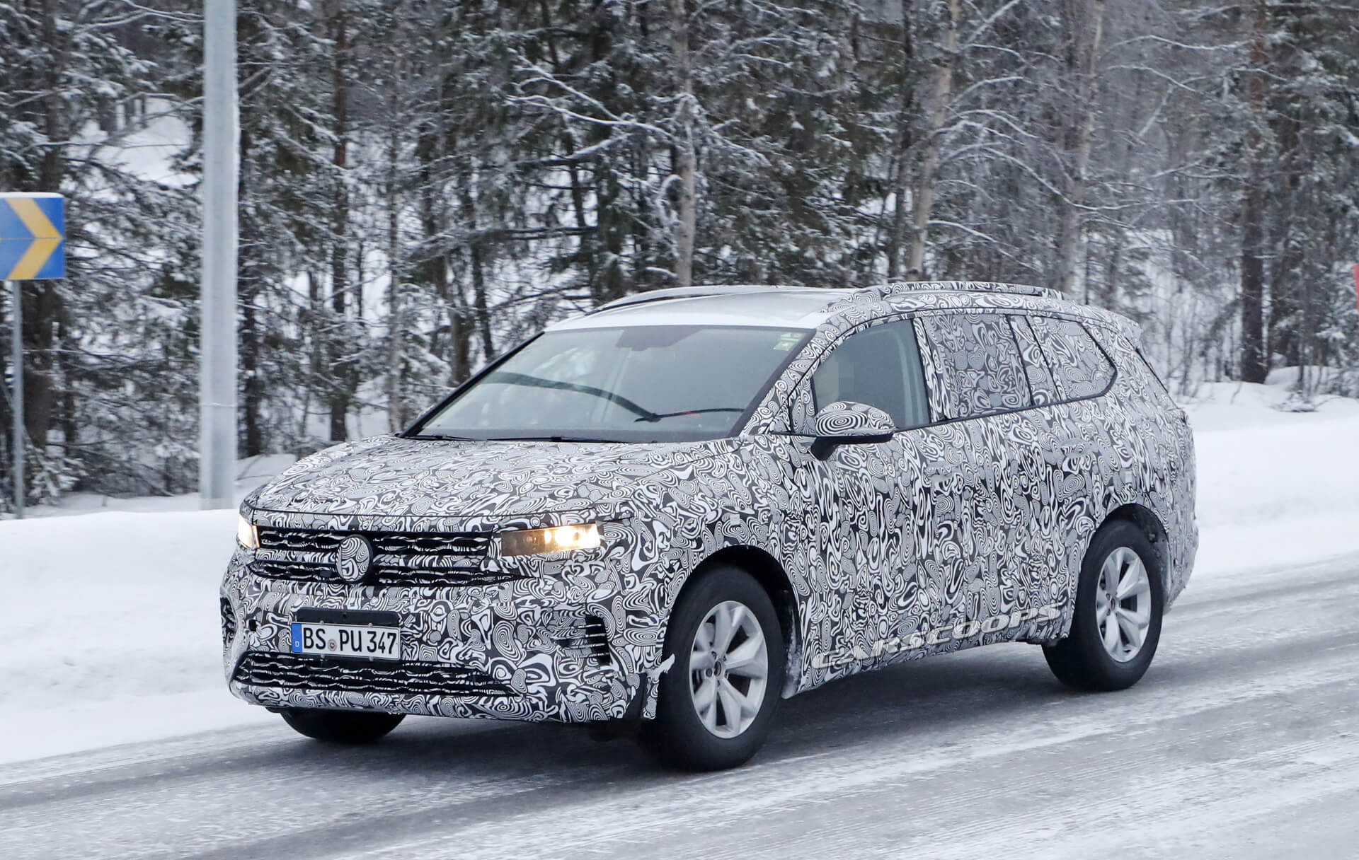 VW’s Super-Sized 2021 SMV Crossover Spied Testing In Europe