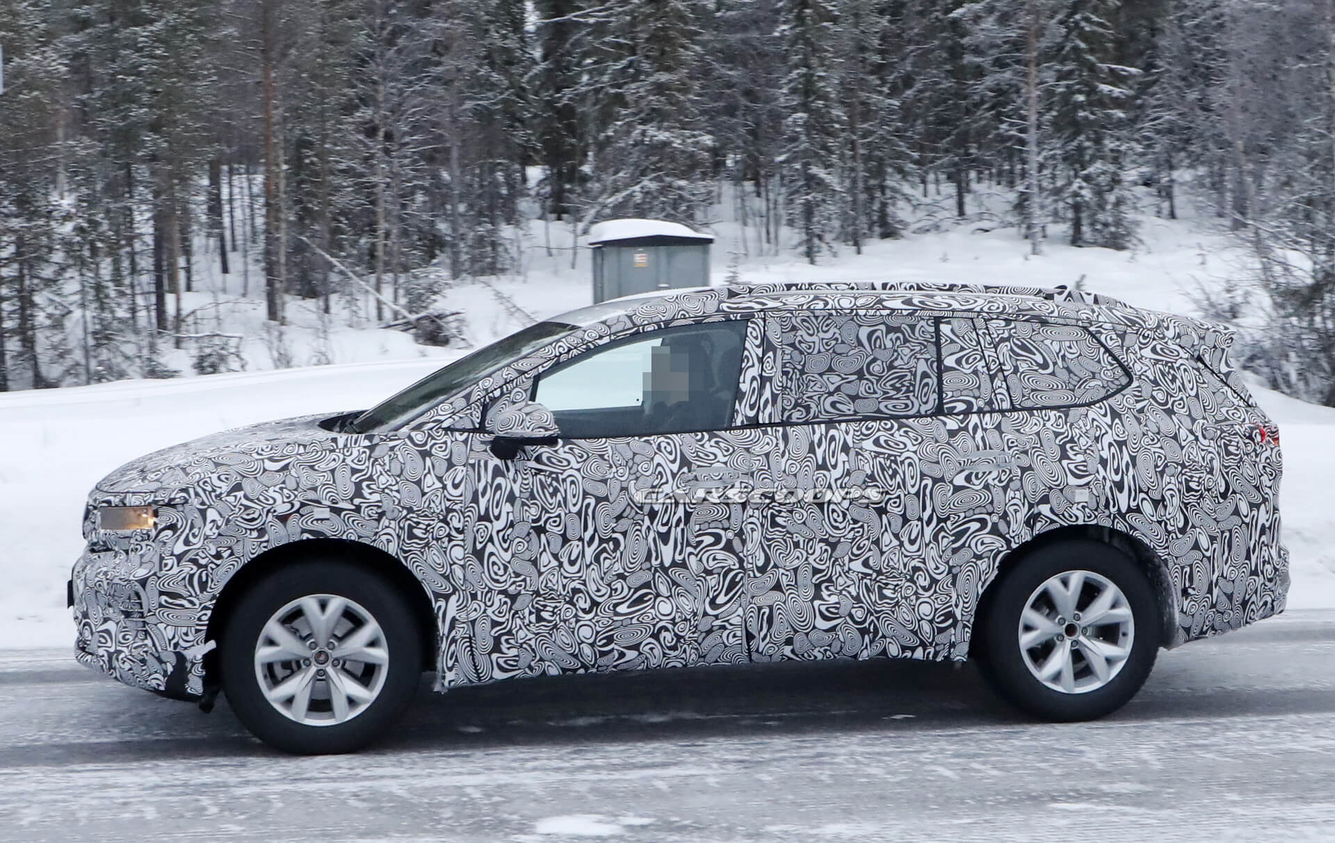 VW’s Super-Sized 2021 SMV Crossover Spied Testing In Europe