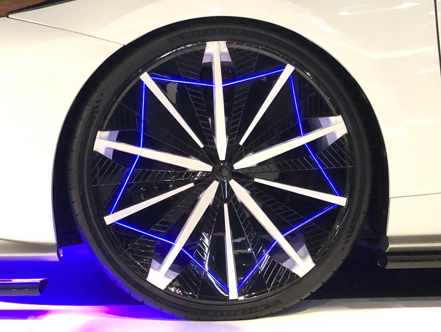 Toyota’s ‘Ambivalent RD’ Prius PHV Concept Is High On Modellista And TRD