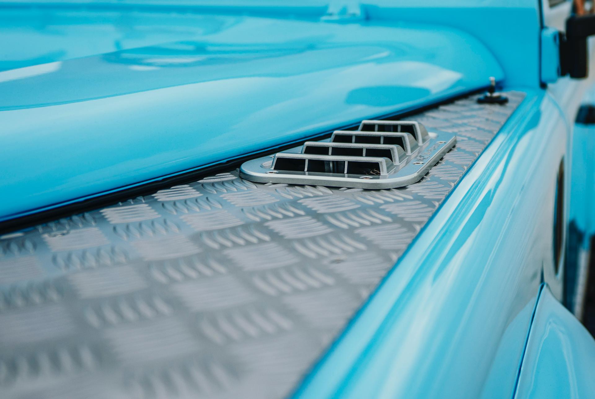 Arkonik Turns 90’s Land Rover Defender Into Impossibly Cool Beach Buggy