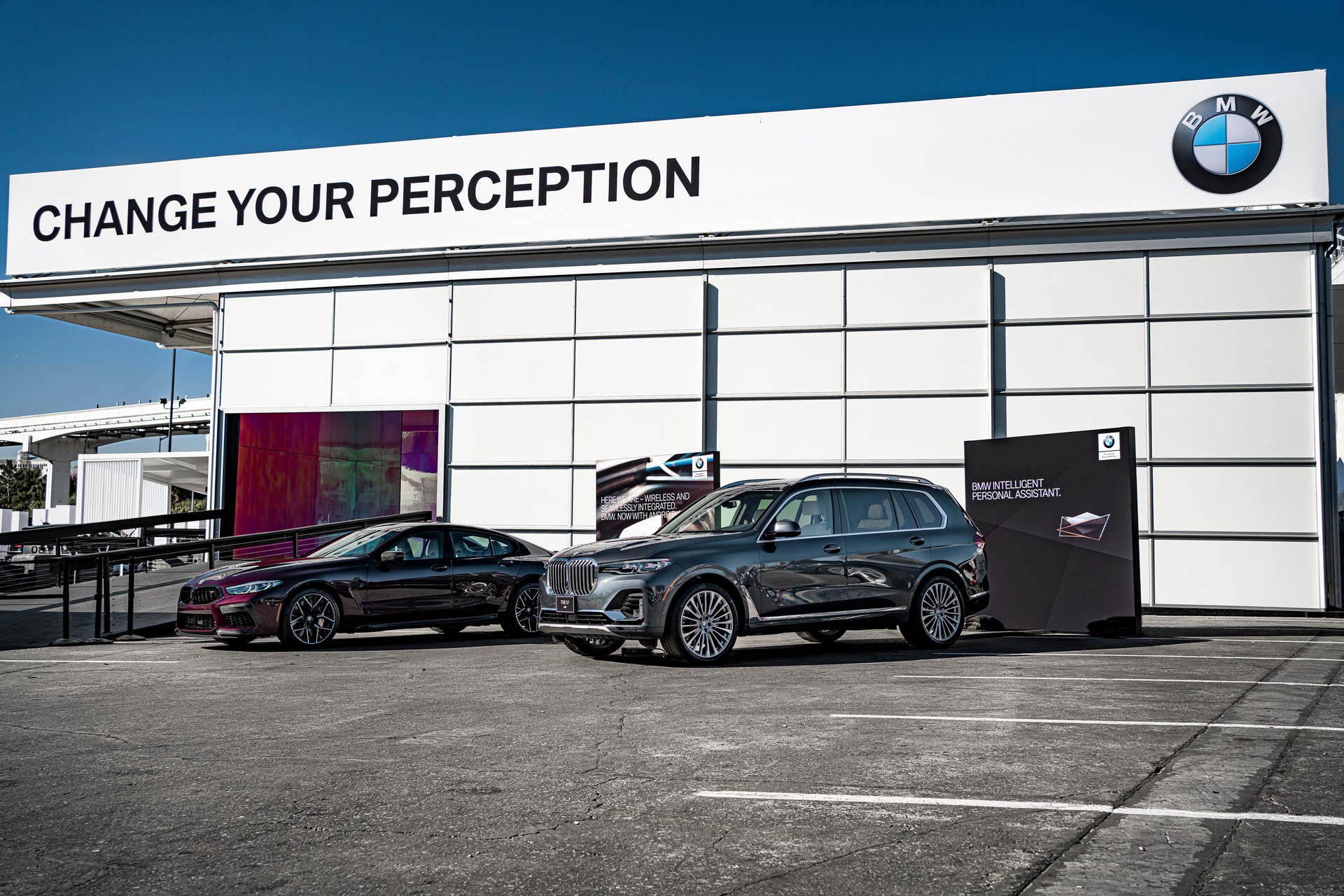 BMW Unveils i Interaction EASE Concept, Hints At X7-Based Mercedes-Maybach GLS Rival