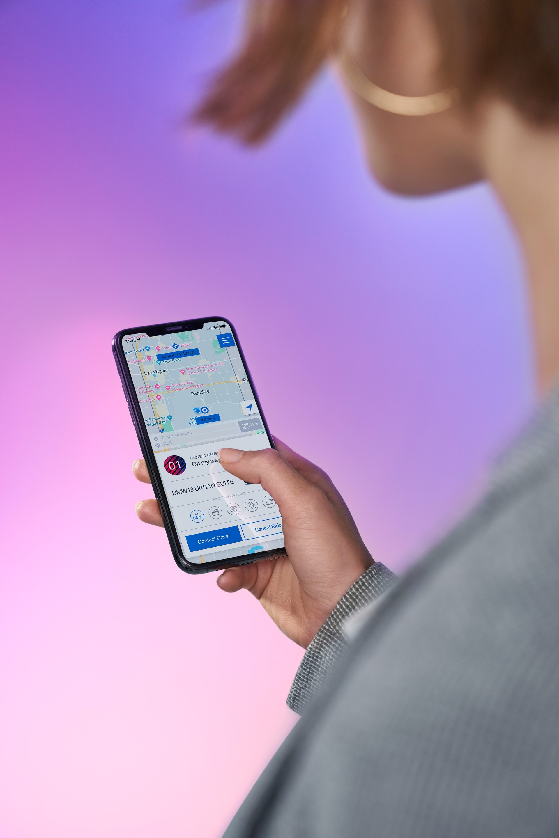 BMW Unveils i Interaction EASE Concept, Hints At X7-Based Mercedes-Maybach GLS Rival