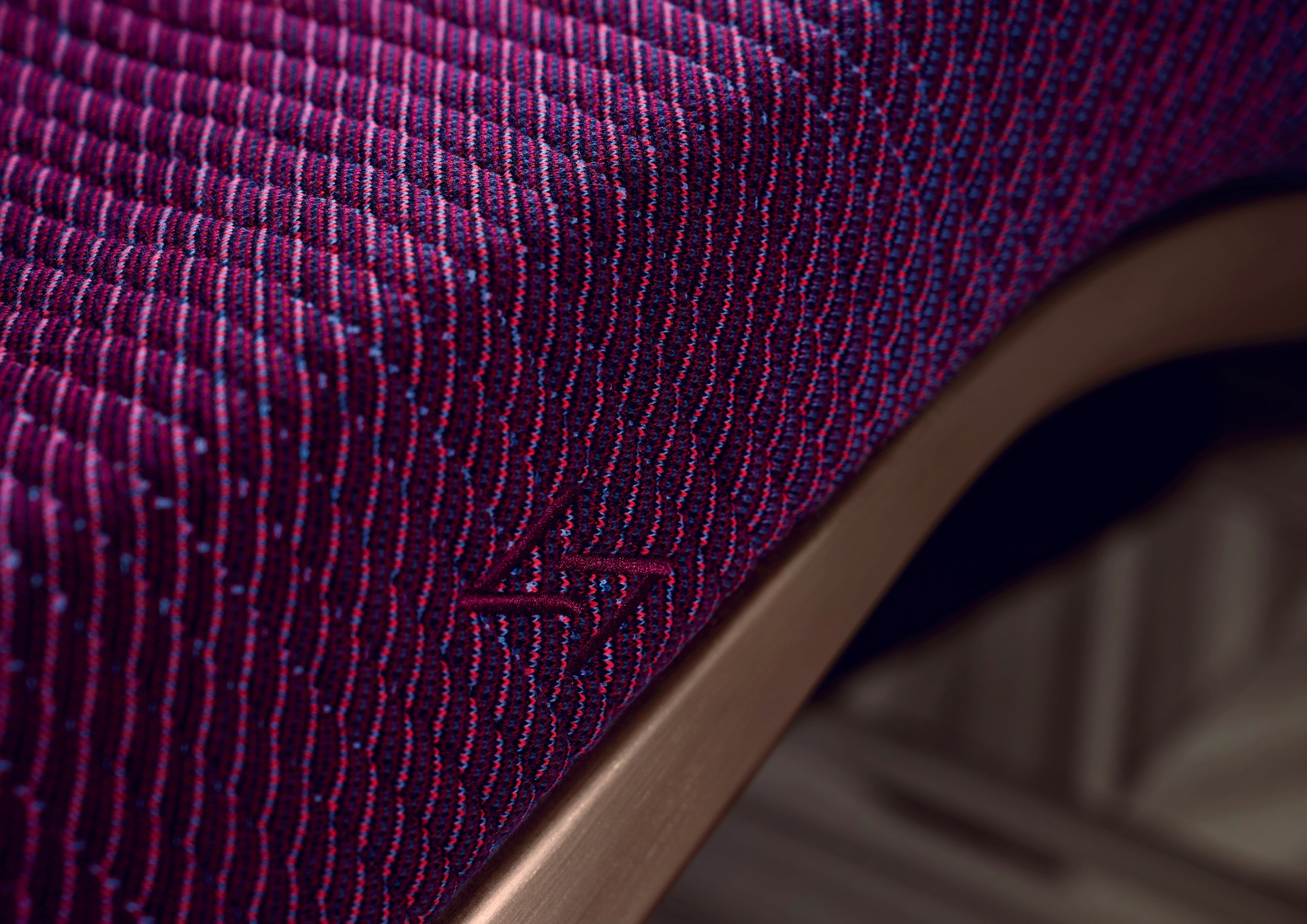 BMW Unveils i Interaction EASE Concept, Hints At X7-Based Mercedes-Maybach GLS Rival