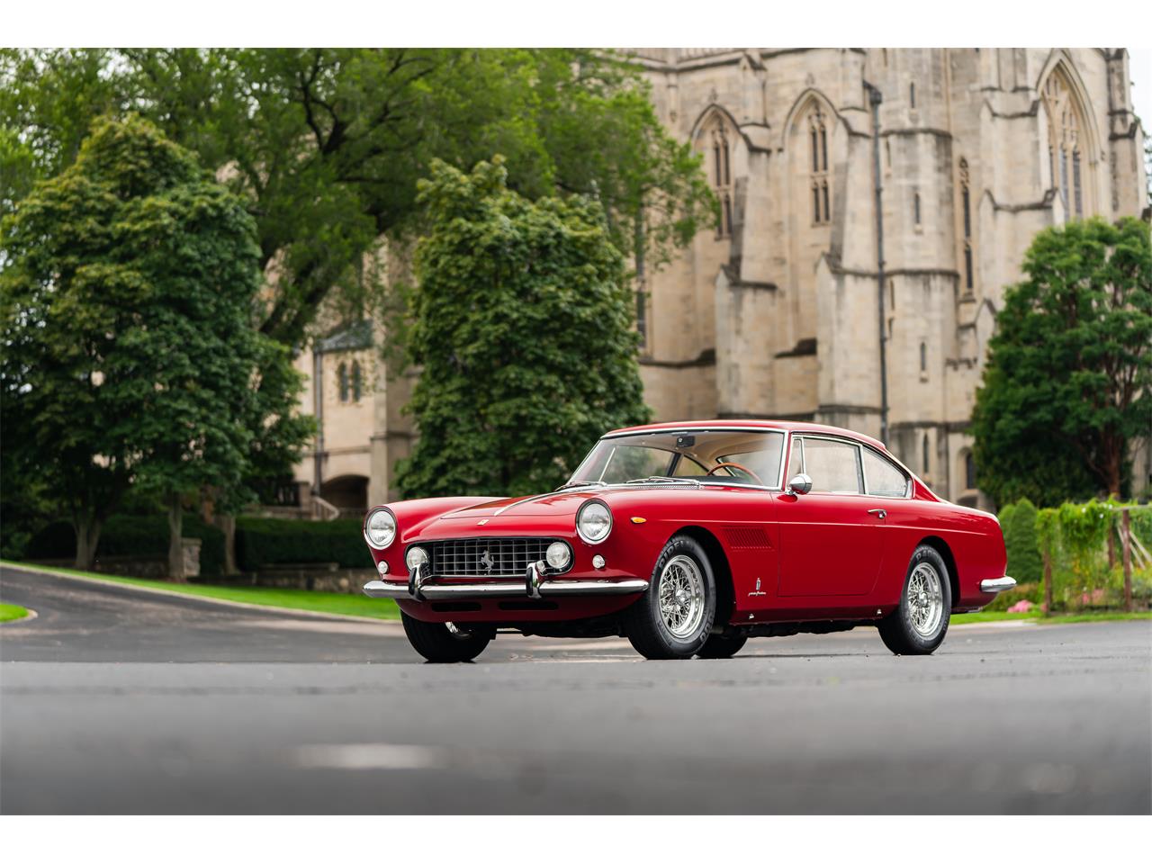 Ferrari 250 GTE 2+2 Series II Is A Good Investment For The Millionaires Out There