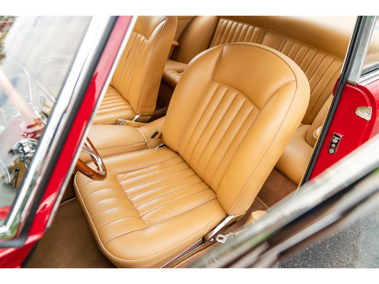 Ferrari 250 GTE 2+2 Series II Is A Good Investment For The Millionaires Out There