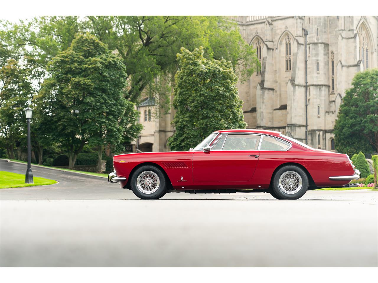Ferrari 250 GTE 2+2 Series II Is A Good Investment For The Millionaires Out There