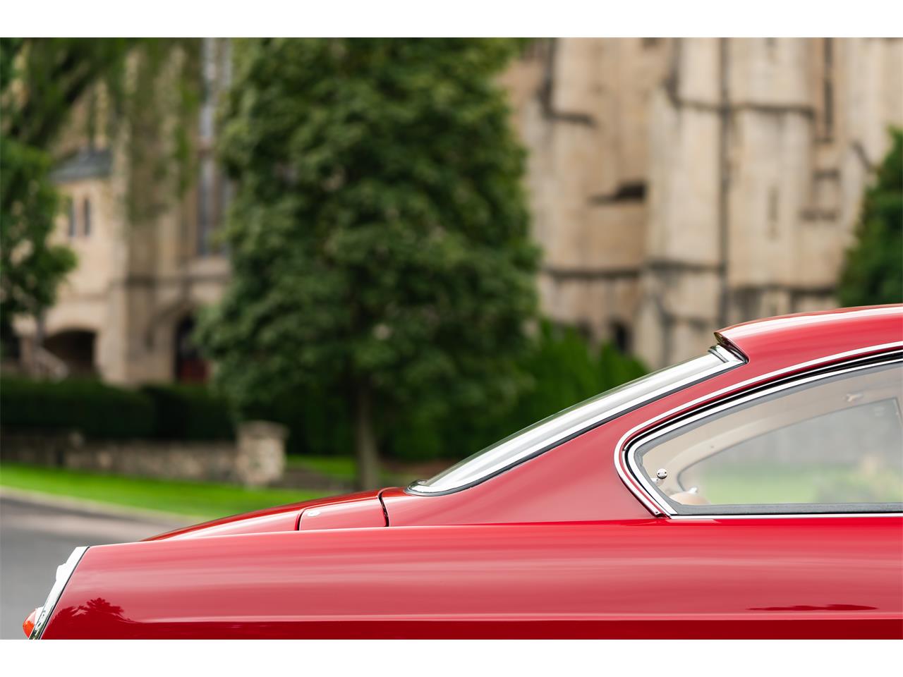 Ferrari 250 GTE 2+2 Series II Is A Good Investment For The Millionaires Out There