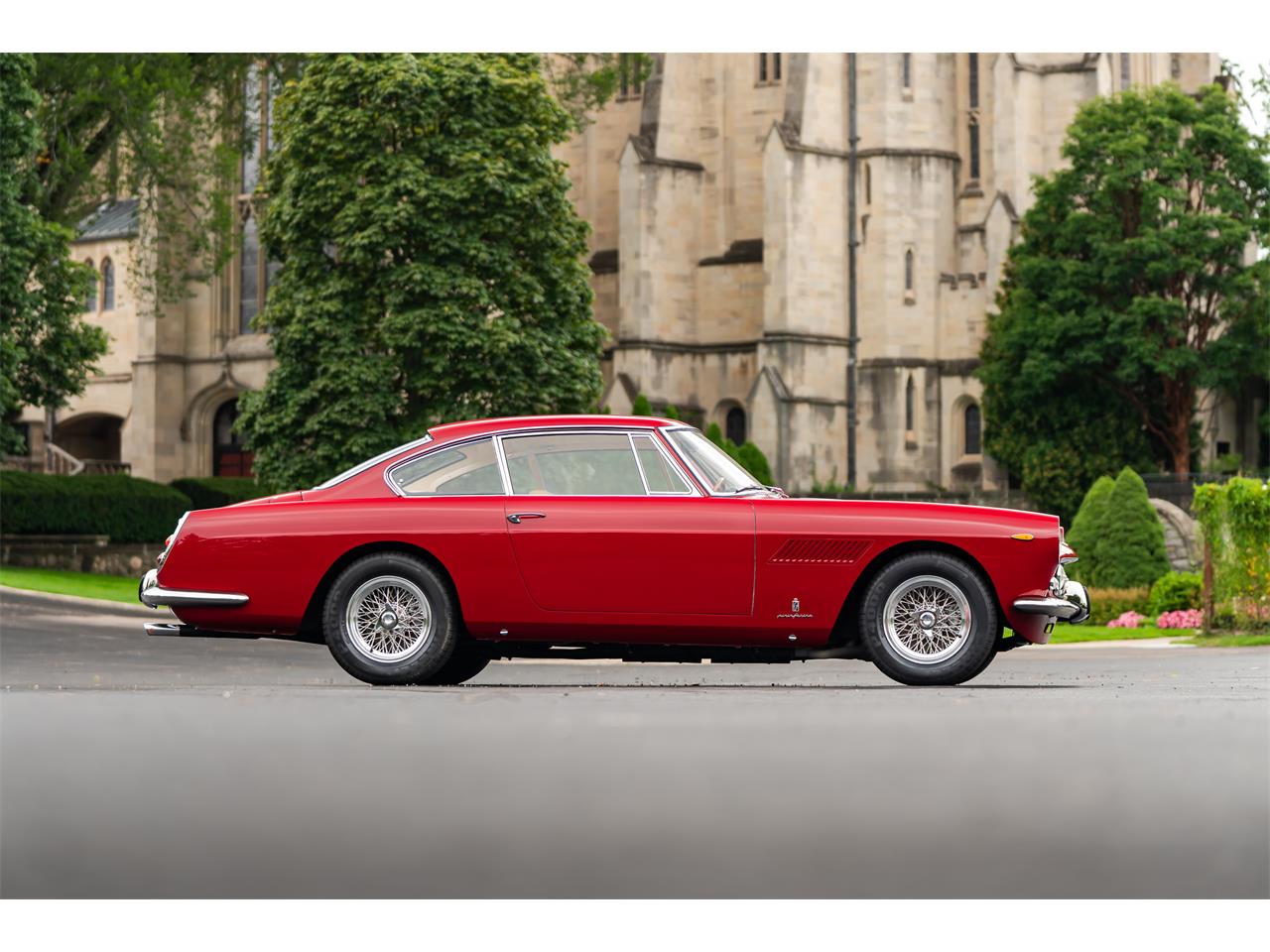 Ferrari 250 GTE 2+2 Series II Is A Good Investment For The Millionaires Out There
