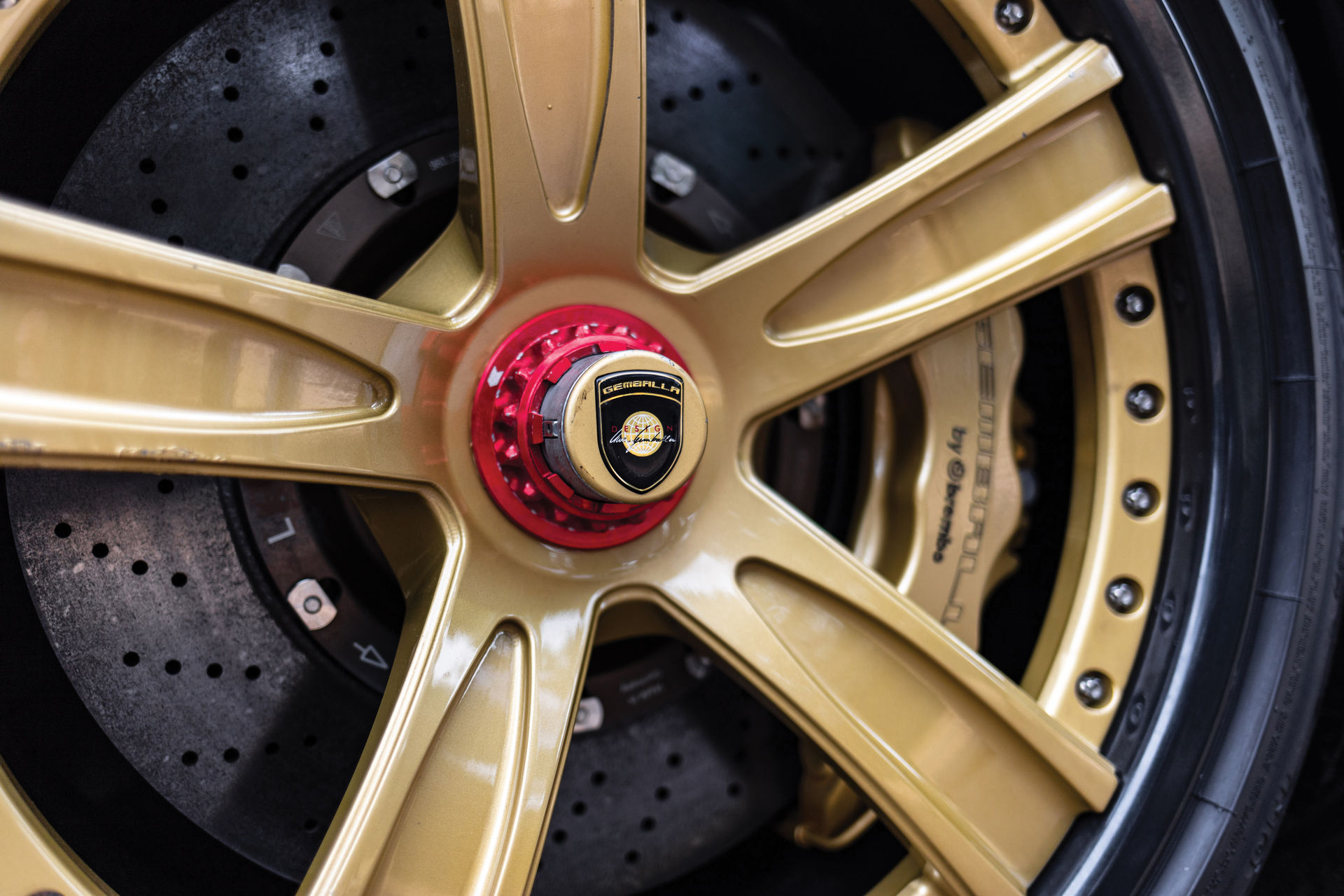 Gemballa Mirage GT Is A Carrera GT With The Midas Touch (And Price)