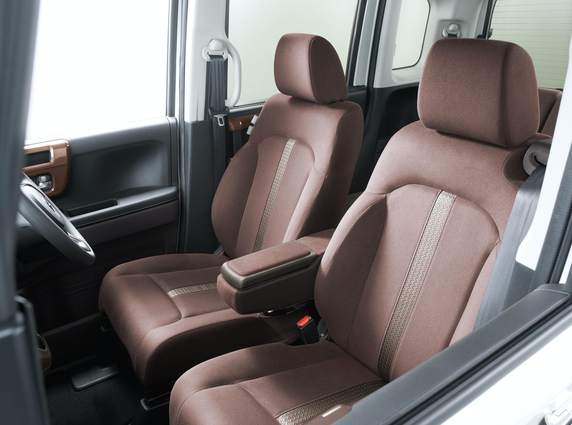 Japan’s Best-Selling Car Of 2019 Is A Boxy Honda We Don’t Get Here