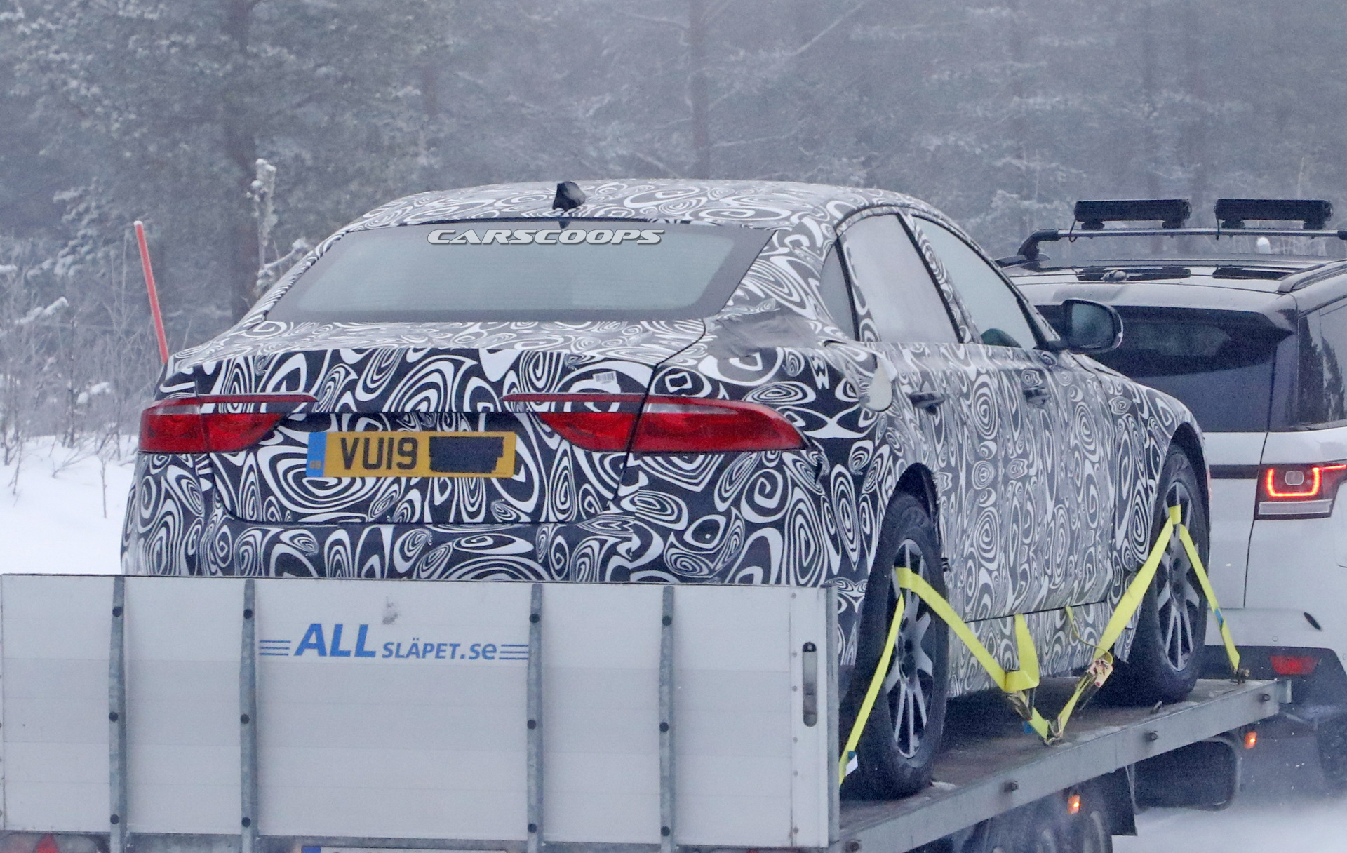 Upcoming Jaguar XJ To Be “Stunning,” Question What Large Luxury Sedans Are All About