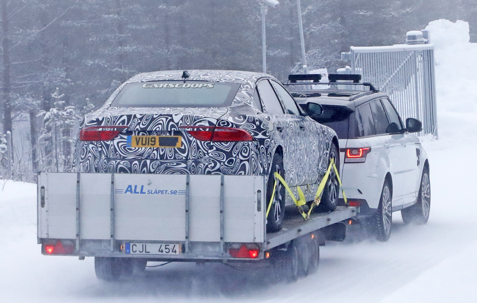 Upcoming Jaguar XJ To Be “Stunning,” Question What Large Luxury Sedans Are All About