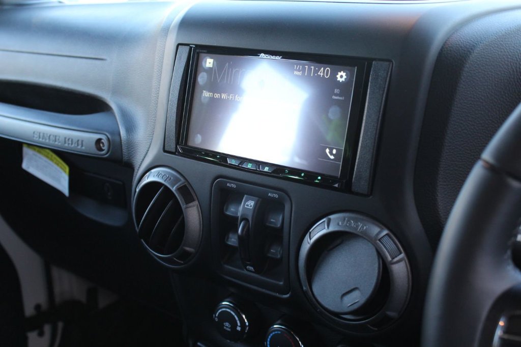 This Six-Wheeled Jeep Wrangler Is All About Show, But It’ll Still Cost You $150,000