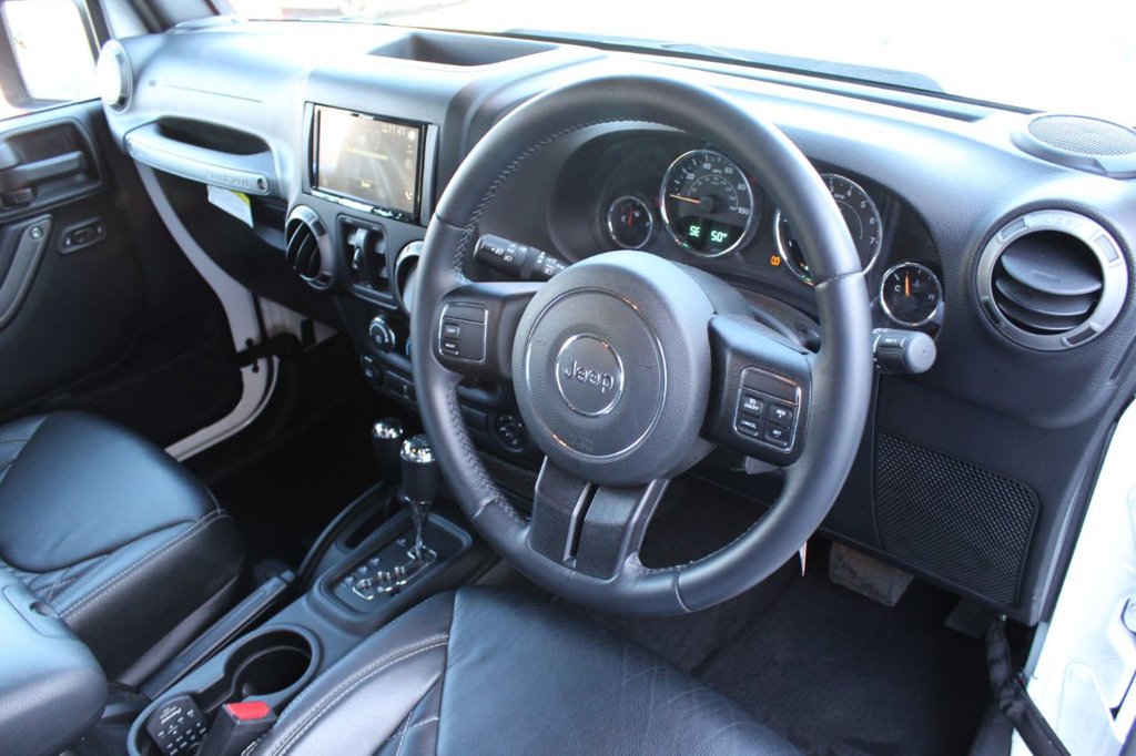 This Six-Wheeled Jeep Wrangler Is All About Show, But It’ll Still Cost You $150,000