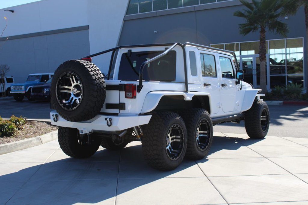 This Six-Wheeled Jeep Wrangler Is All About Show, But It'll Still Cost You  $150,000 | Carscoops