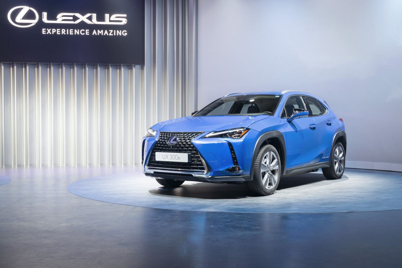 Lexus Targets 300-Km WLTP Range For UX 300e EV In Europe