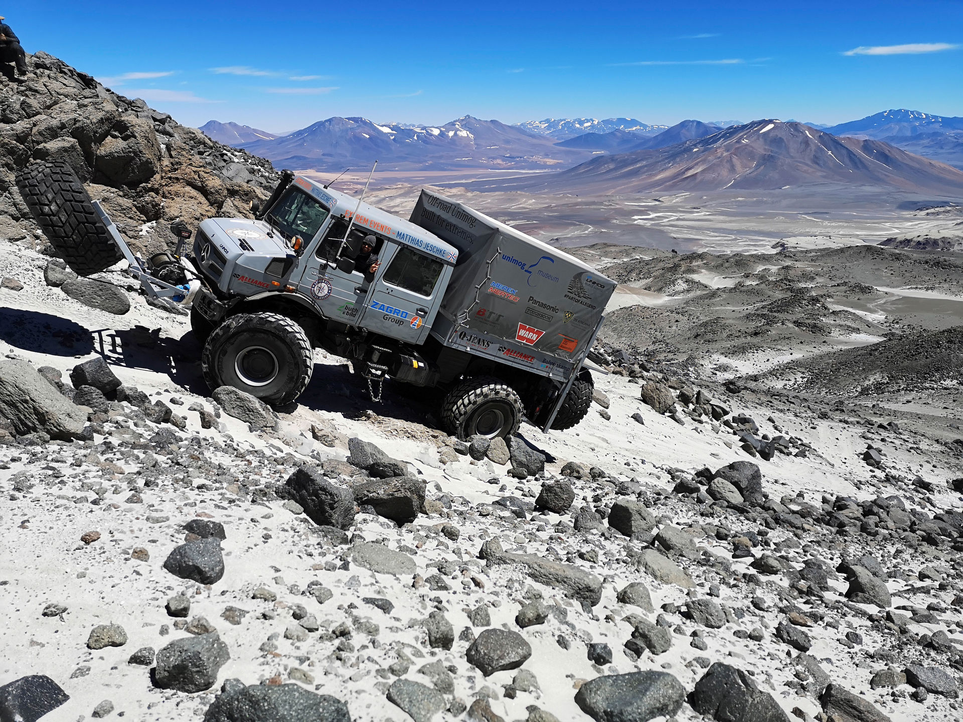 Mercedes-Benz Unimog Reaches New Heights, Sets Altitude Record By Driving 21,961 Feet Up Volcano