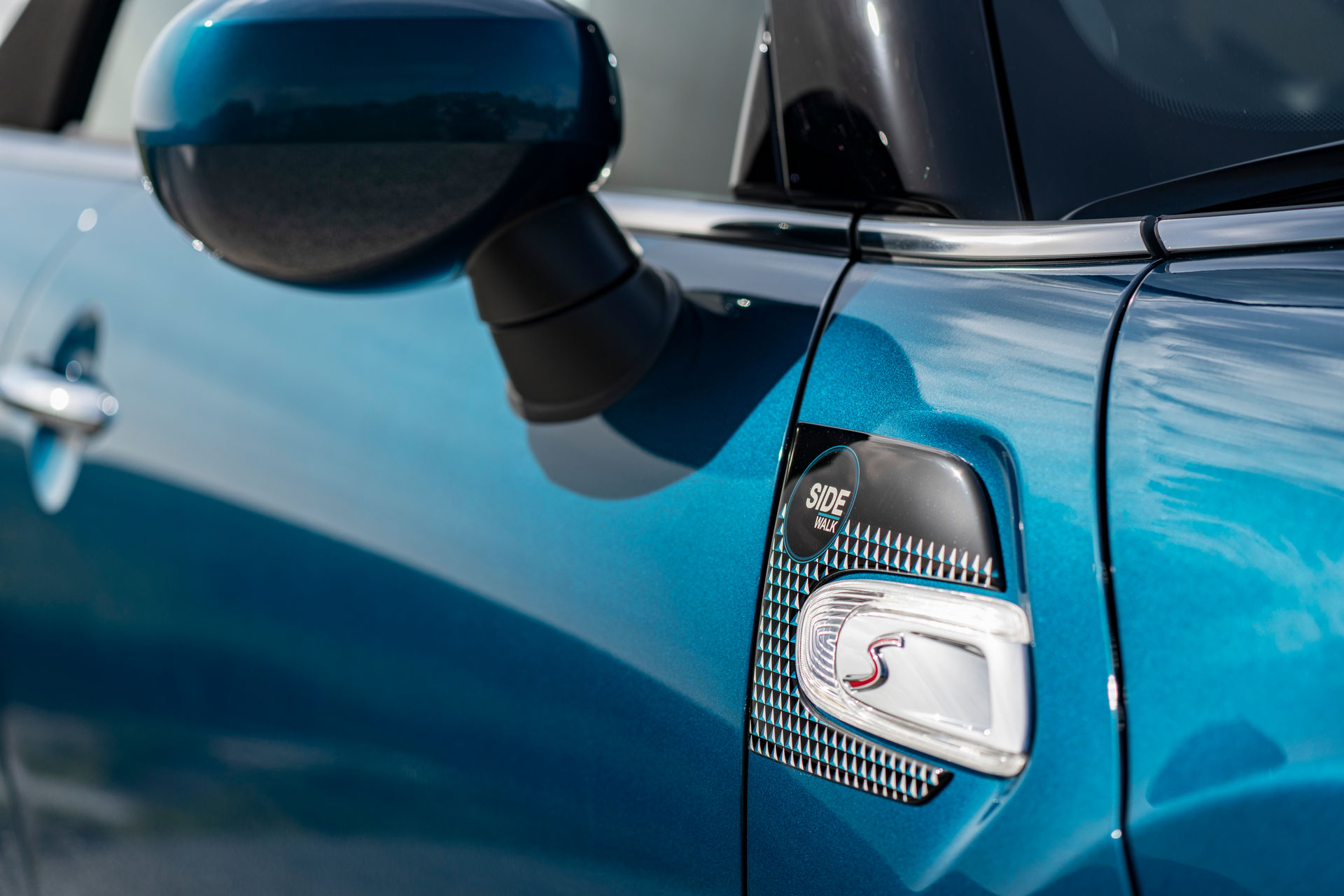 2020 Mini Convertible Sidewalk Wants To Lure You With Comprehensive Equipment List