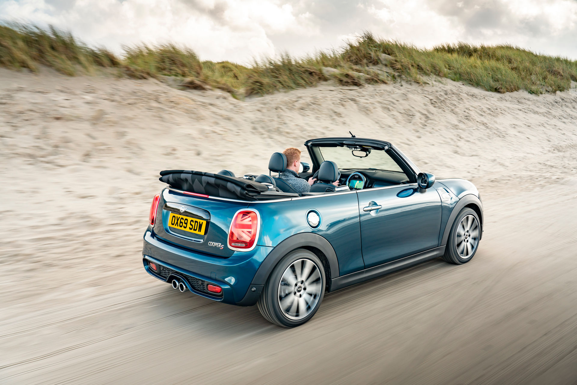 2020 Mini Convertible Sidewalk Wants To Lure You With Comprehensive Equipment List