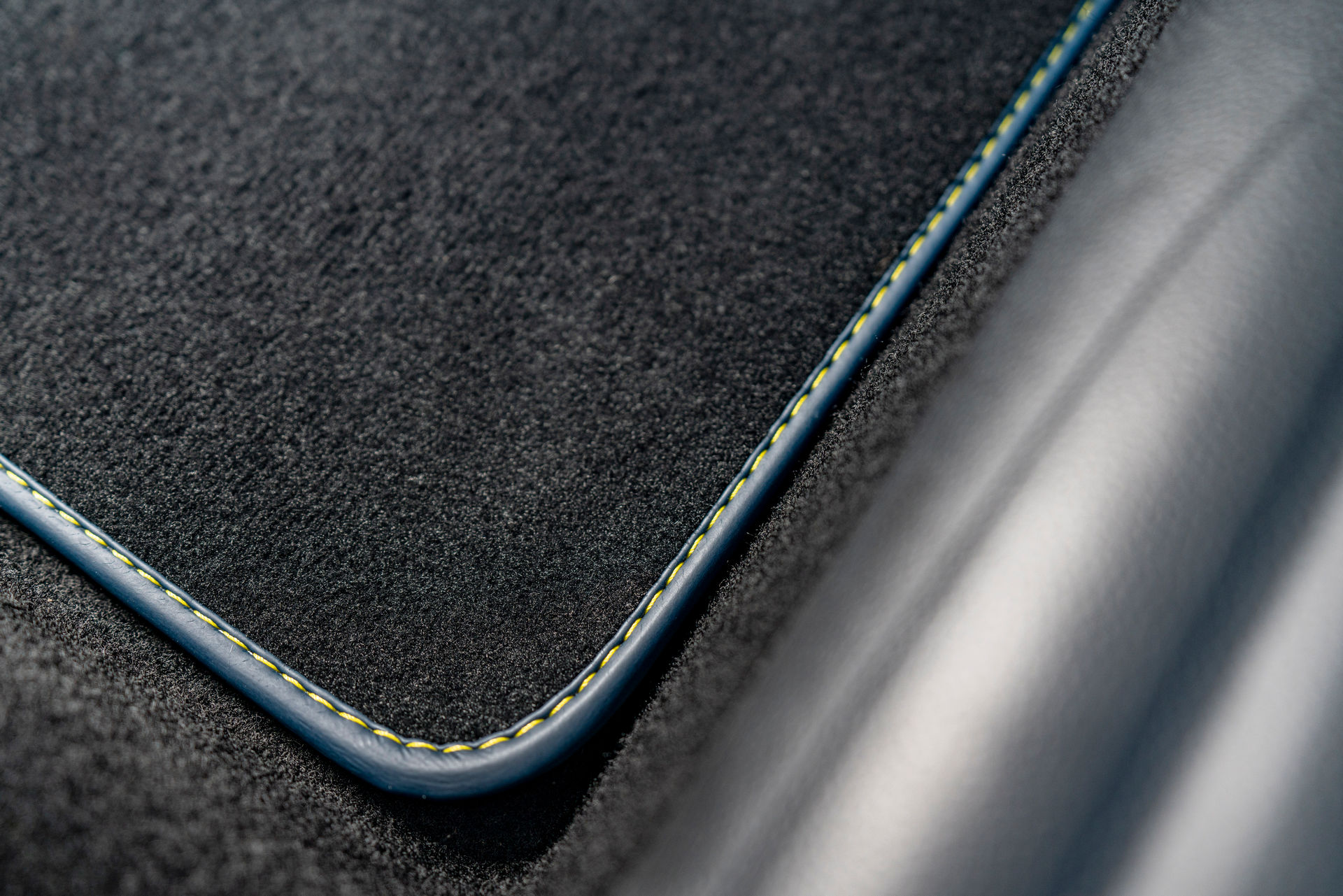 2020 Mini Convertible Sidewalk Wants To Lure You With Comprehensive Equipment List