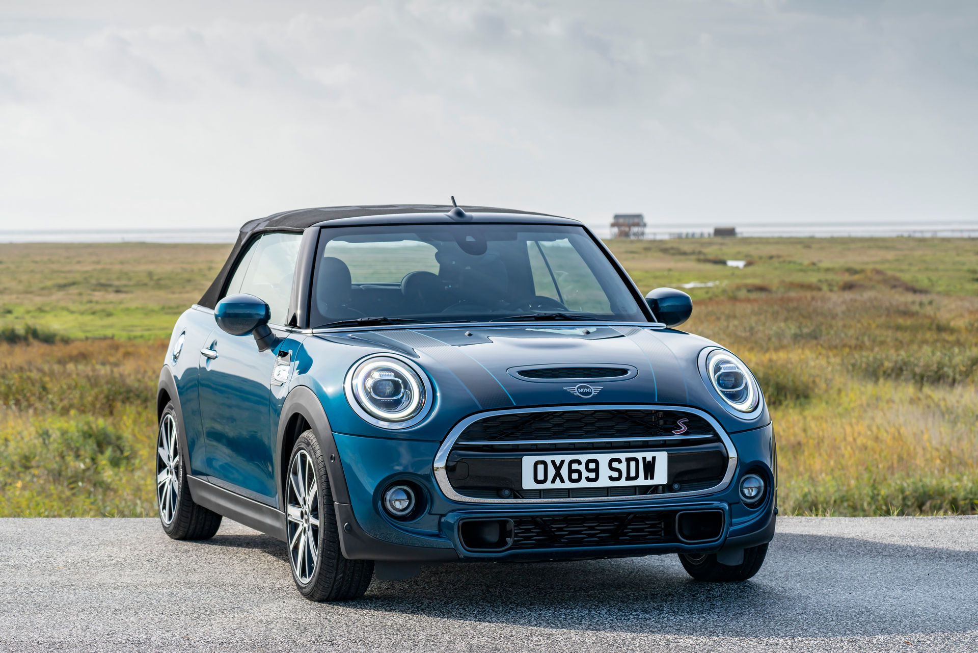 2020 Mini Convertible Sidewalk Wants To Lure You With Comprehensive Equipment List