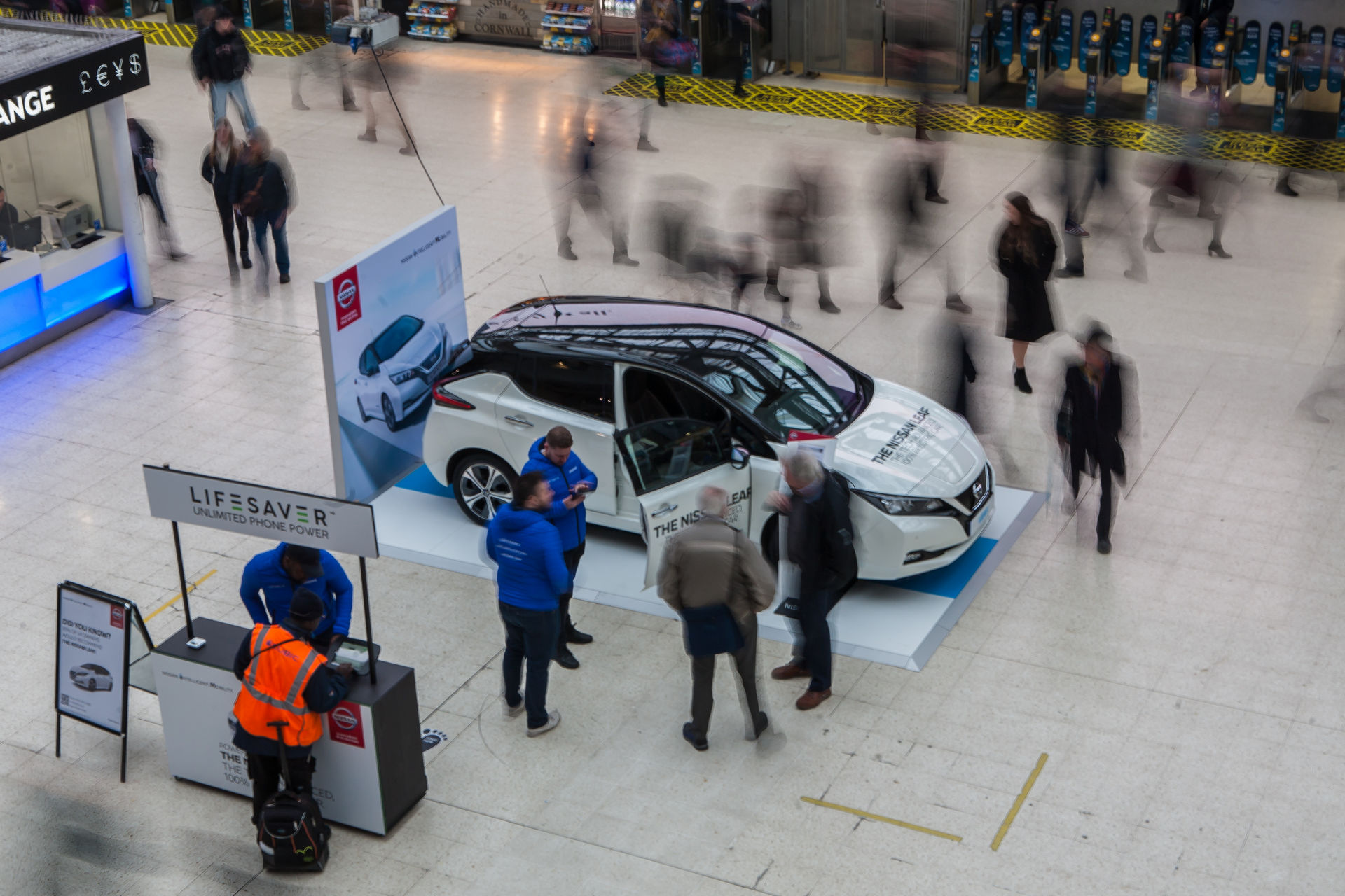 Nissan Joins With UK Startup To Keep Commuters’ Phones Charged