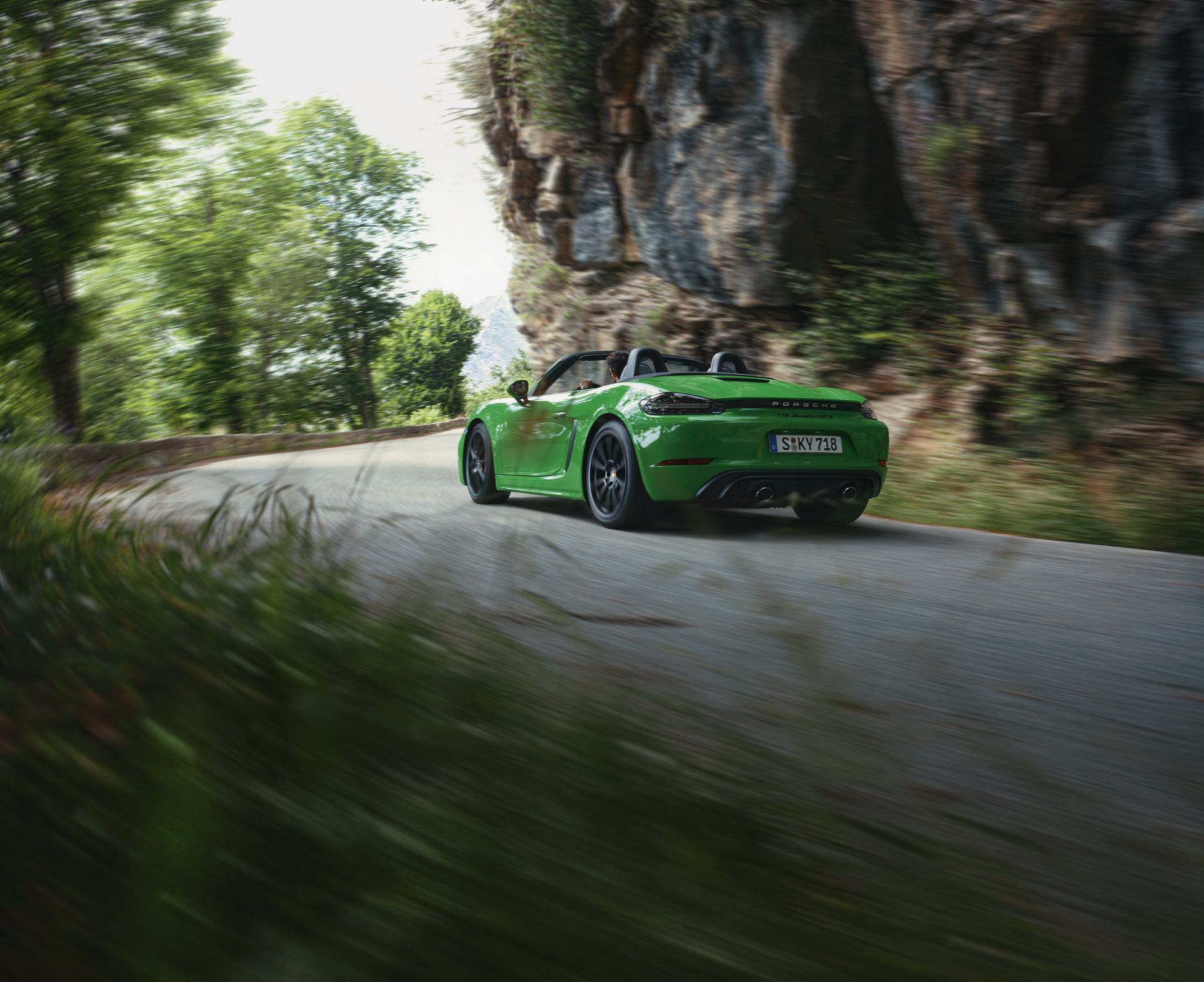 New Porsche 718 GTS 4.0 Models Get The Six-Cylinder Engine They Deserve