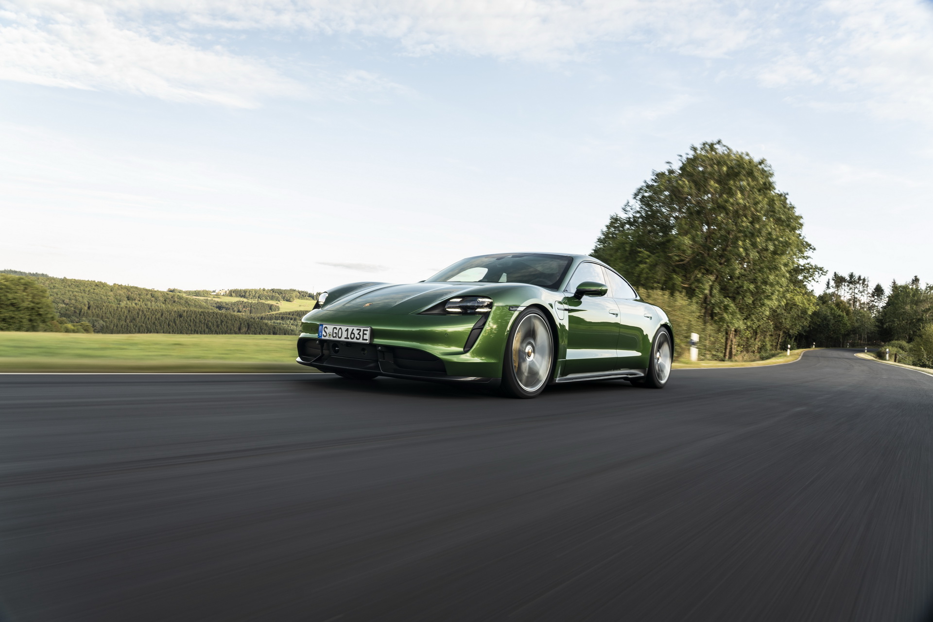 Porsche Taycan Turbo S’ 192-Mile Range Makes It The Least Efficient EV In The Market