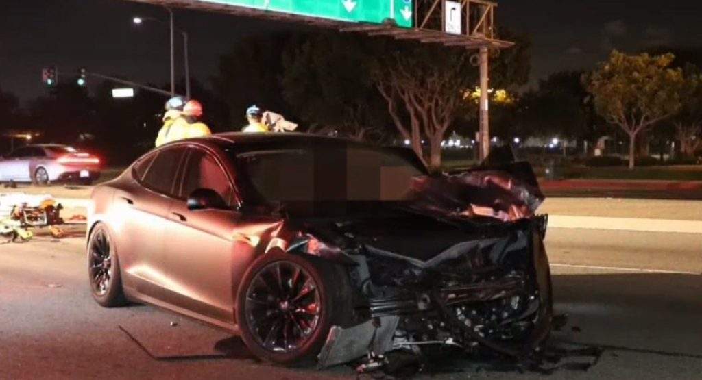  Two Killed In LA Crash Involving Tesla, NHTSA Investigating