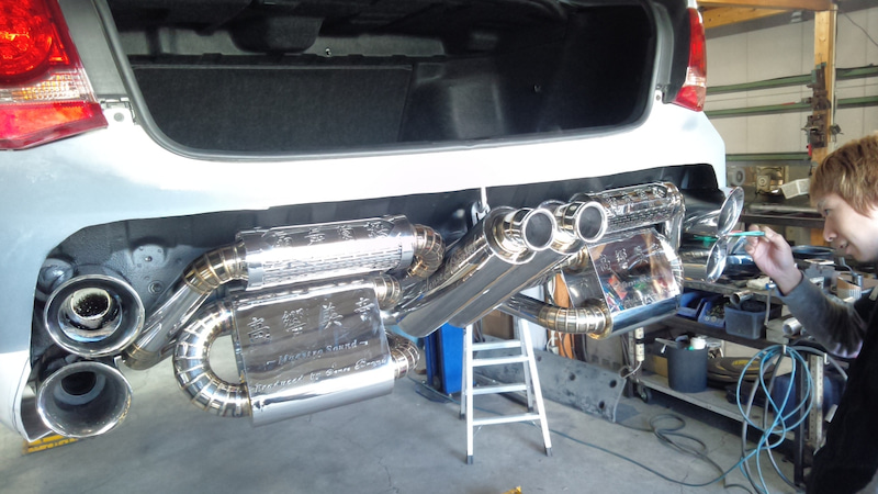 (Non) Sense Brand’s Toyota Looks Exhausting At Tokyo Auto Salon