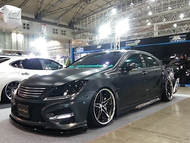 (Non) Sense Brand’s Toyota Looks Exhausting At Tokyo Auto Salon