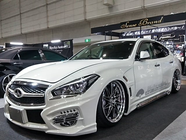 (Non) Sense Brand’s Toyota Looks Exhausting At Tokyo Auto Salon