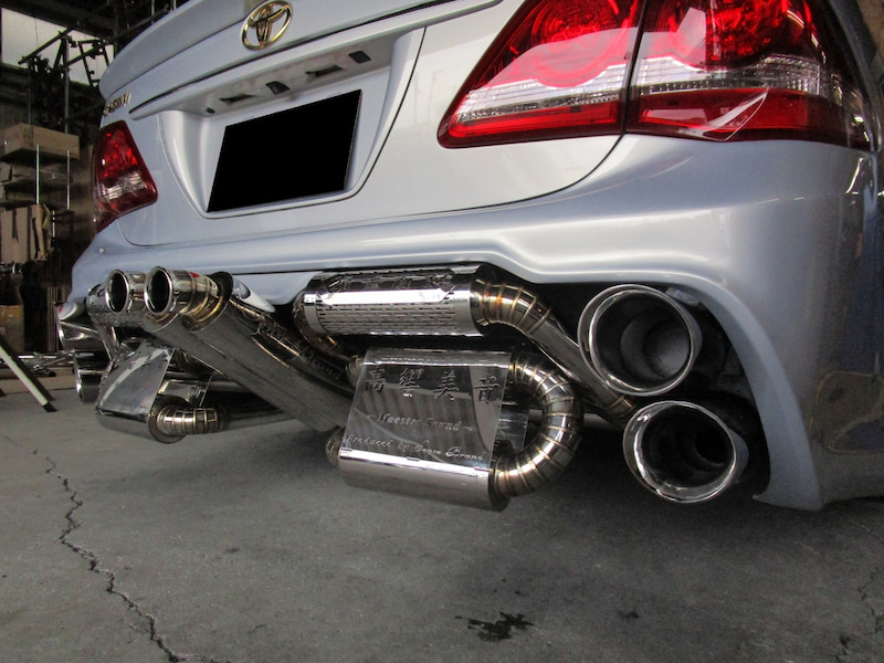 (Non) Sense Brand’s Toyota Looks Exhausting At Tokyo Auto Salon