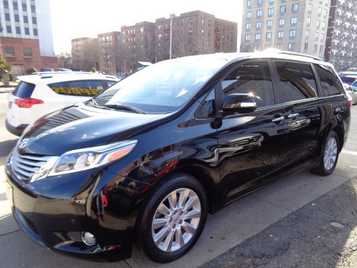 Modified Toyota Sienna Minivan Is Now A Mobile Office For Workaholics