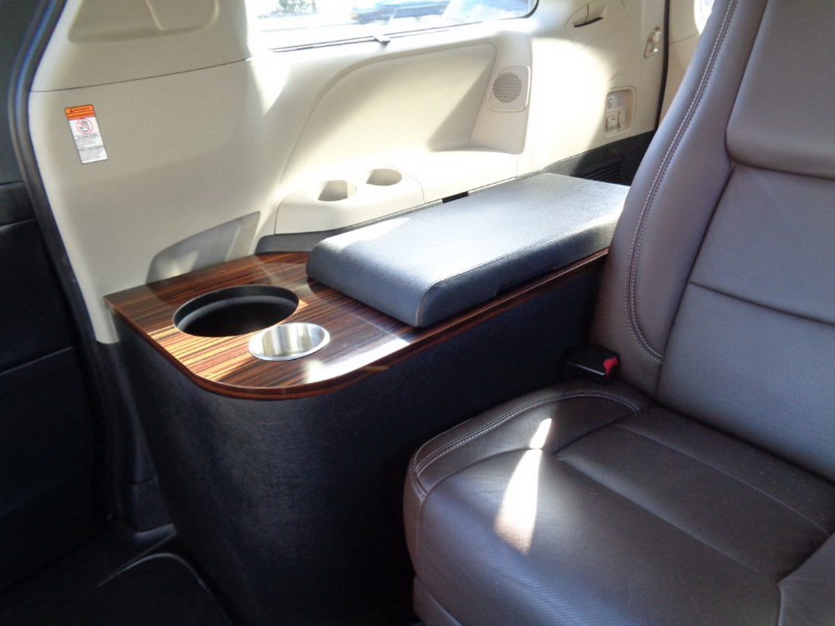 Modified Toyota Sienna Minivan Is Now A Mobile Office For Workaholics