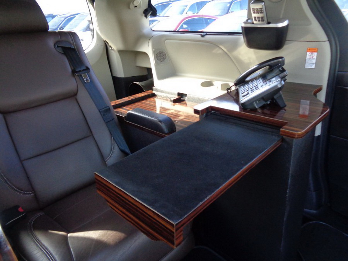 Modified Toyota Sienna Minivan Is Now A Mobile Office For Workaholics