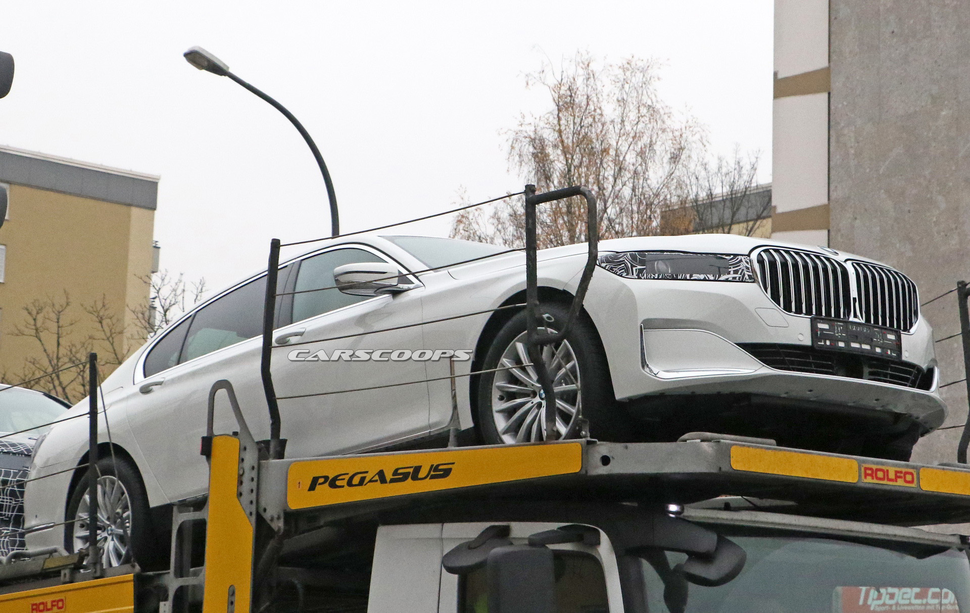 These Test Mules Could Be Hiding The Next-Gen BMW 7-Series