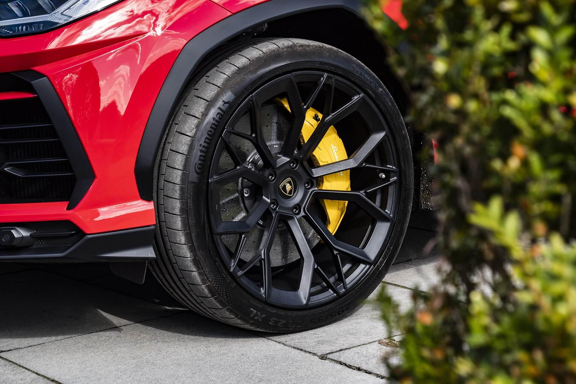 Kahn Would Sell You This Lamborghini Urus For £180k / $234k